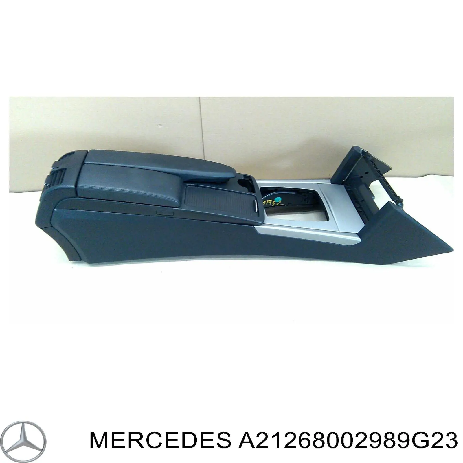 A21268002989G23 Mercedes 
