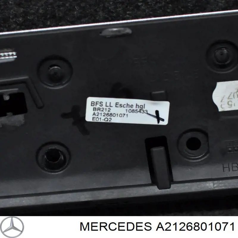 2126801071 Mercedes 