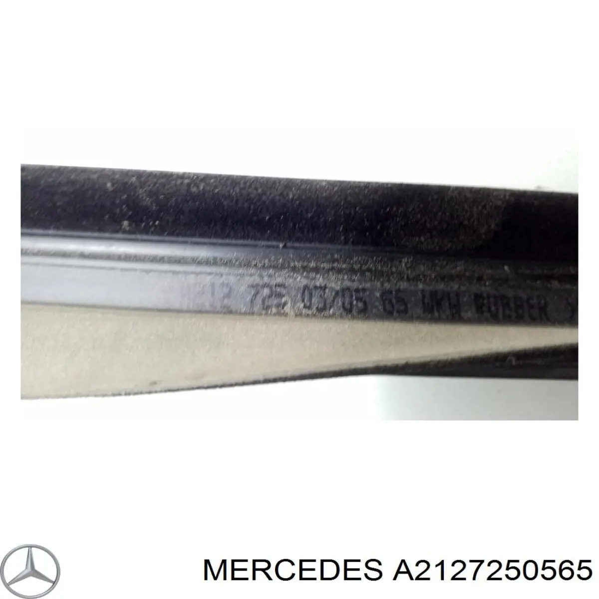 Купить 2127250565 Mercedes Уплотнитель стекла передней левой двери