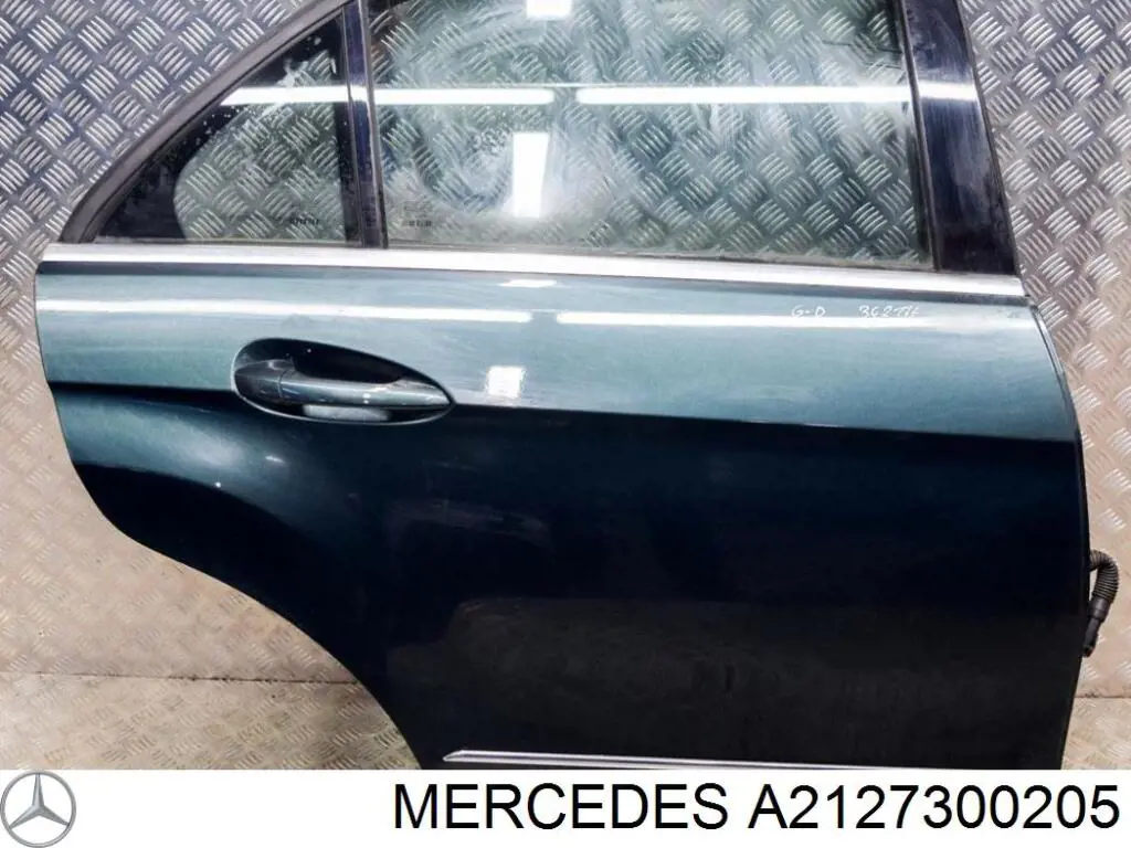  Дверь задняя правая Mercedes E 