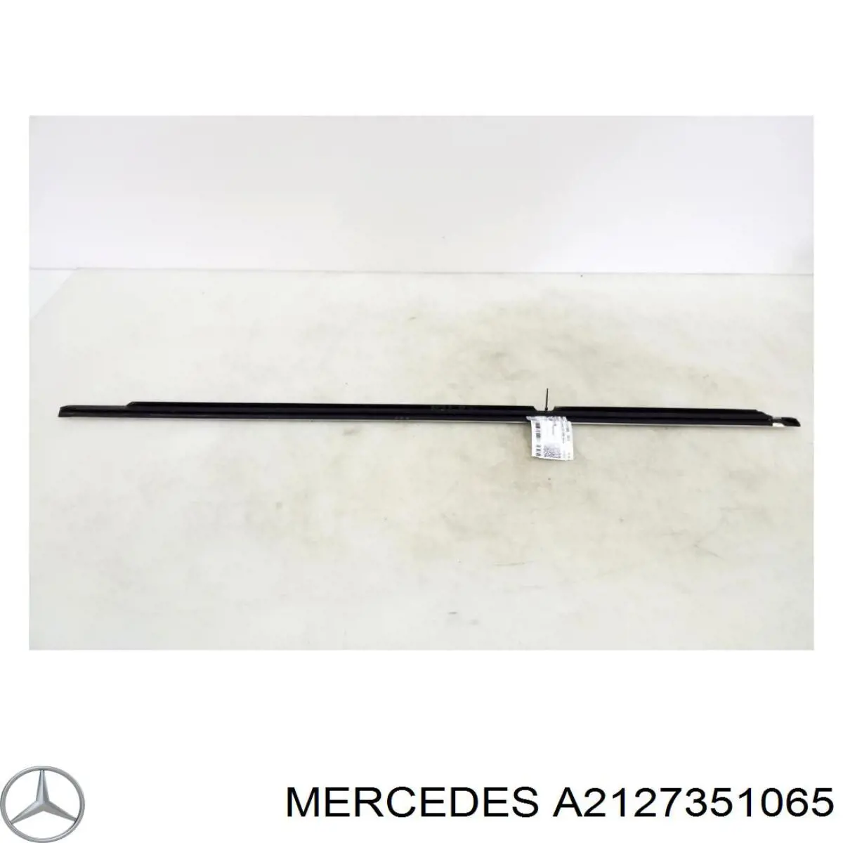 Уплотнитель стекла двери задней правой внешний (планка) Mercedes A2127351065 цена, от 11.55 USD