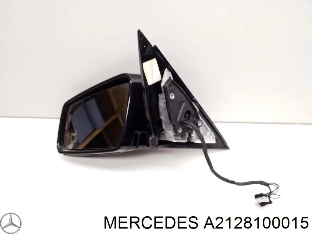 Накладка левого бокового зеркала Mercedes A2128100015 цена, от 43.95 USD