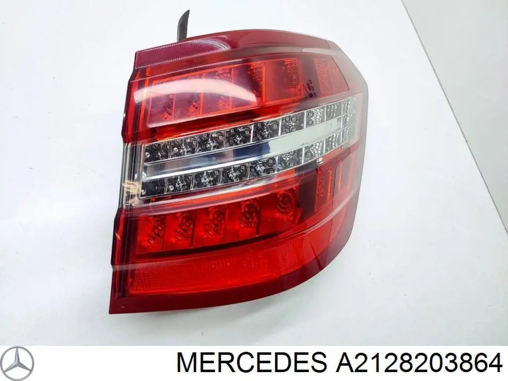 Купить A2128200464 Mercedes Фонарь задний правый, внешний