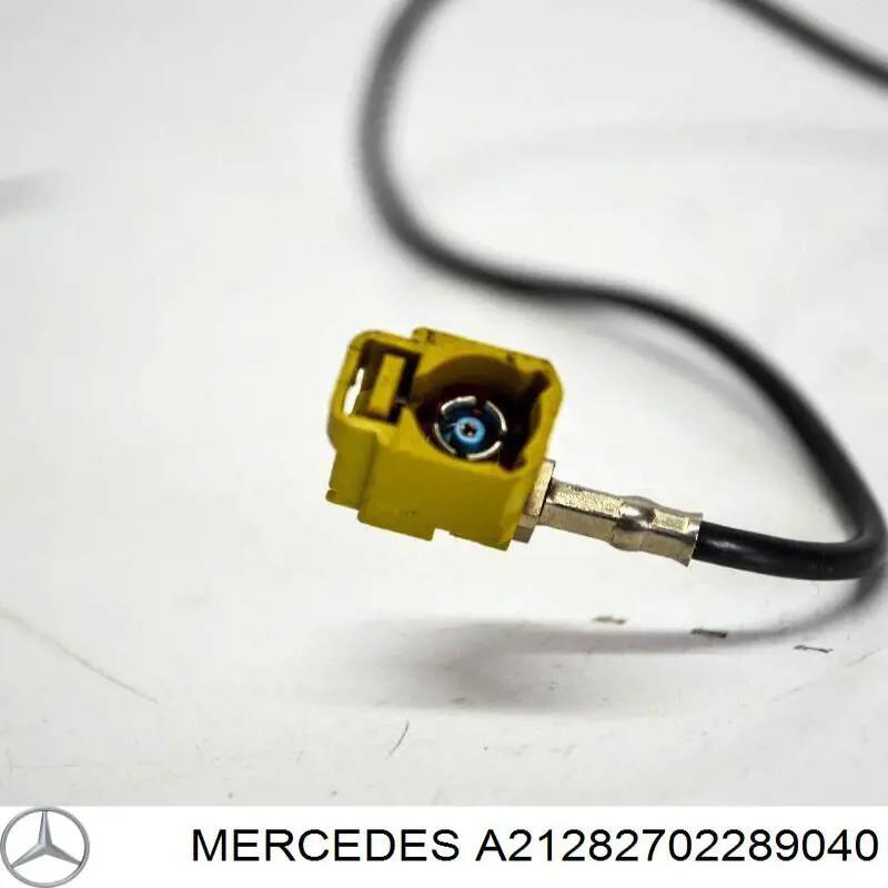 A21282702289999 Mercedes Антенна на крышу