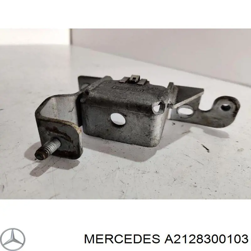 2128300103 Mercedes 