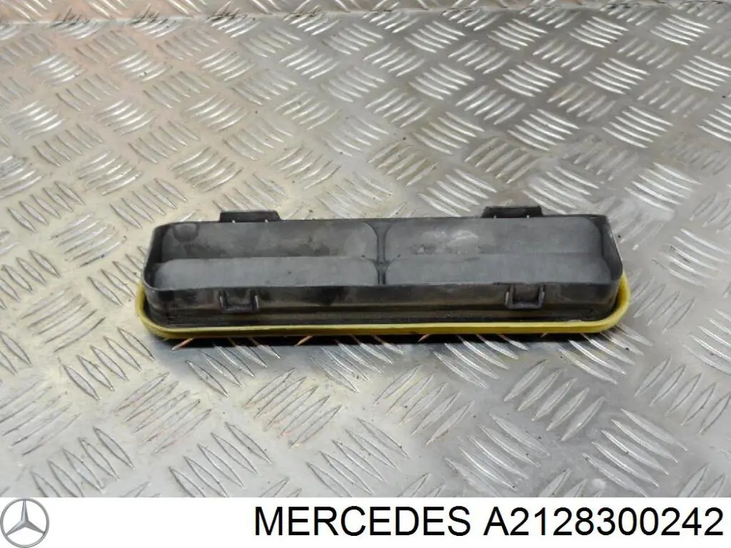 2128300242 Mercedes Воздуховод (вентиляция вытяжная)