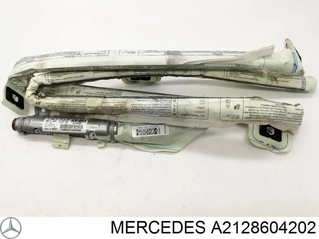 Шторка боковая, правая A2128604202 Mercedes
