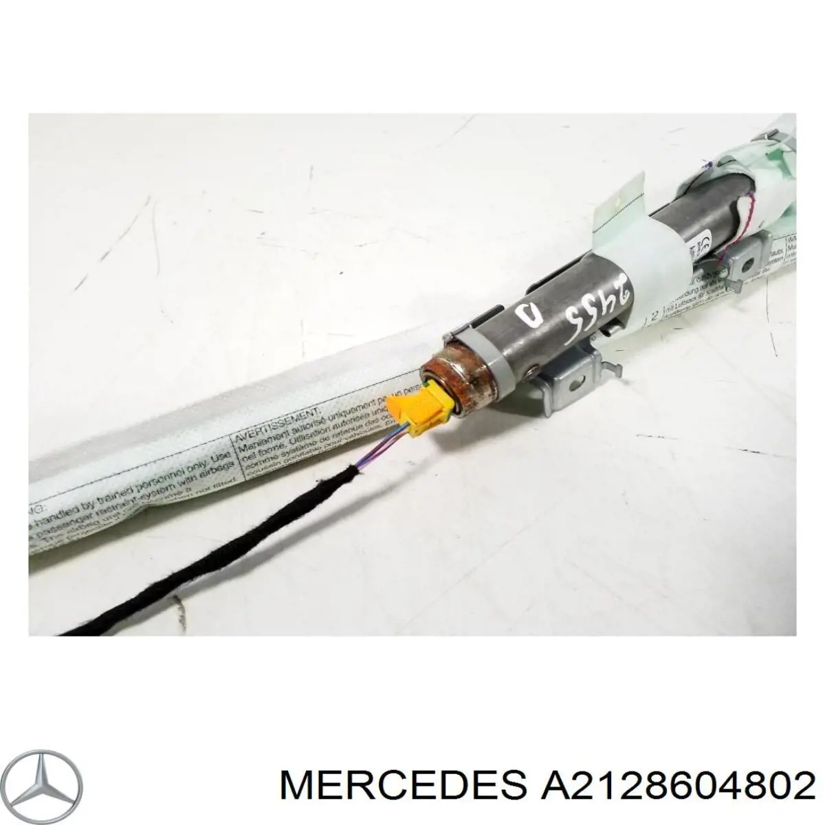 Шторка боковая правая Mercedes 2128604802 цена, от 45.66 USD