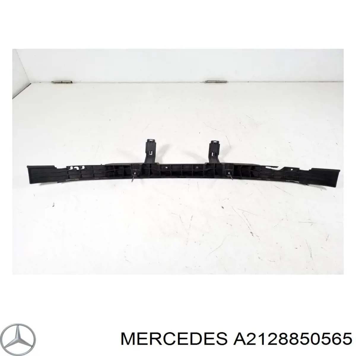 A2128850565 Mercedes кронштейн заднего бампера