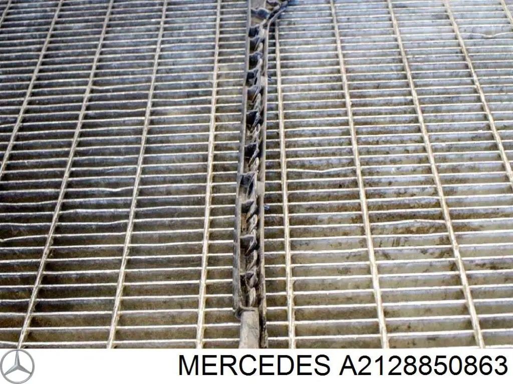 Направляющая заднего бампера, правая Mercedes A2128850863
