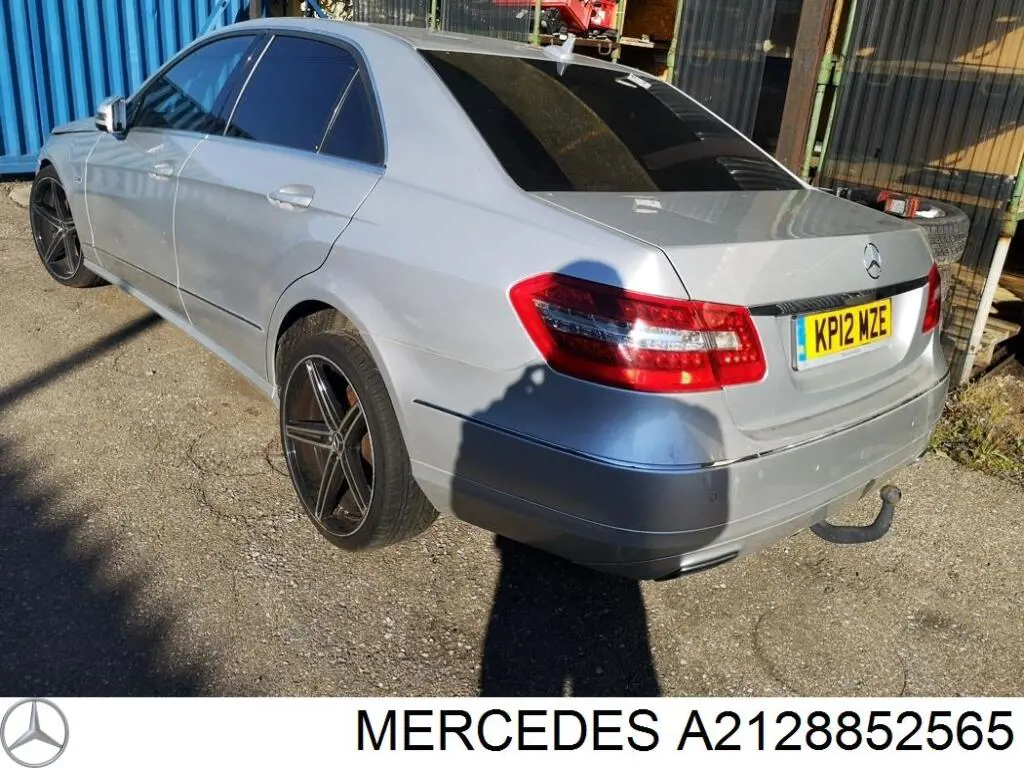 Кронштейн крепления бампера переднего левый Mercedes A2128852565 цена, от 12.70 USD