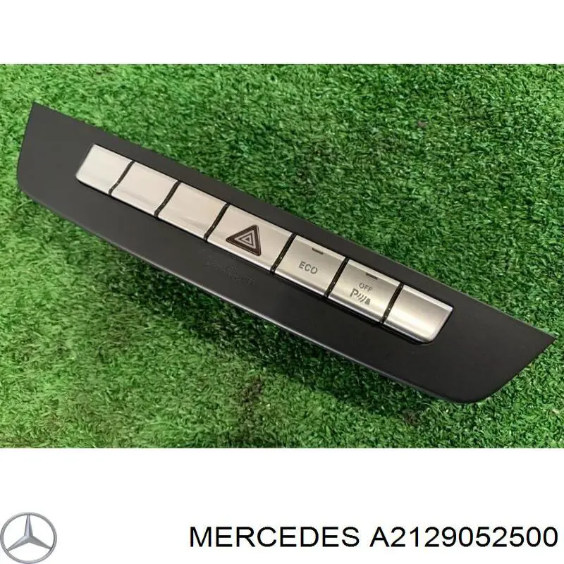 A2129052500 Mercedes Блок кнопок центральной консоли