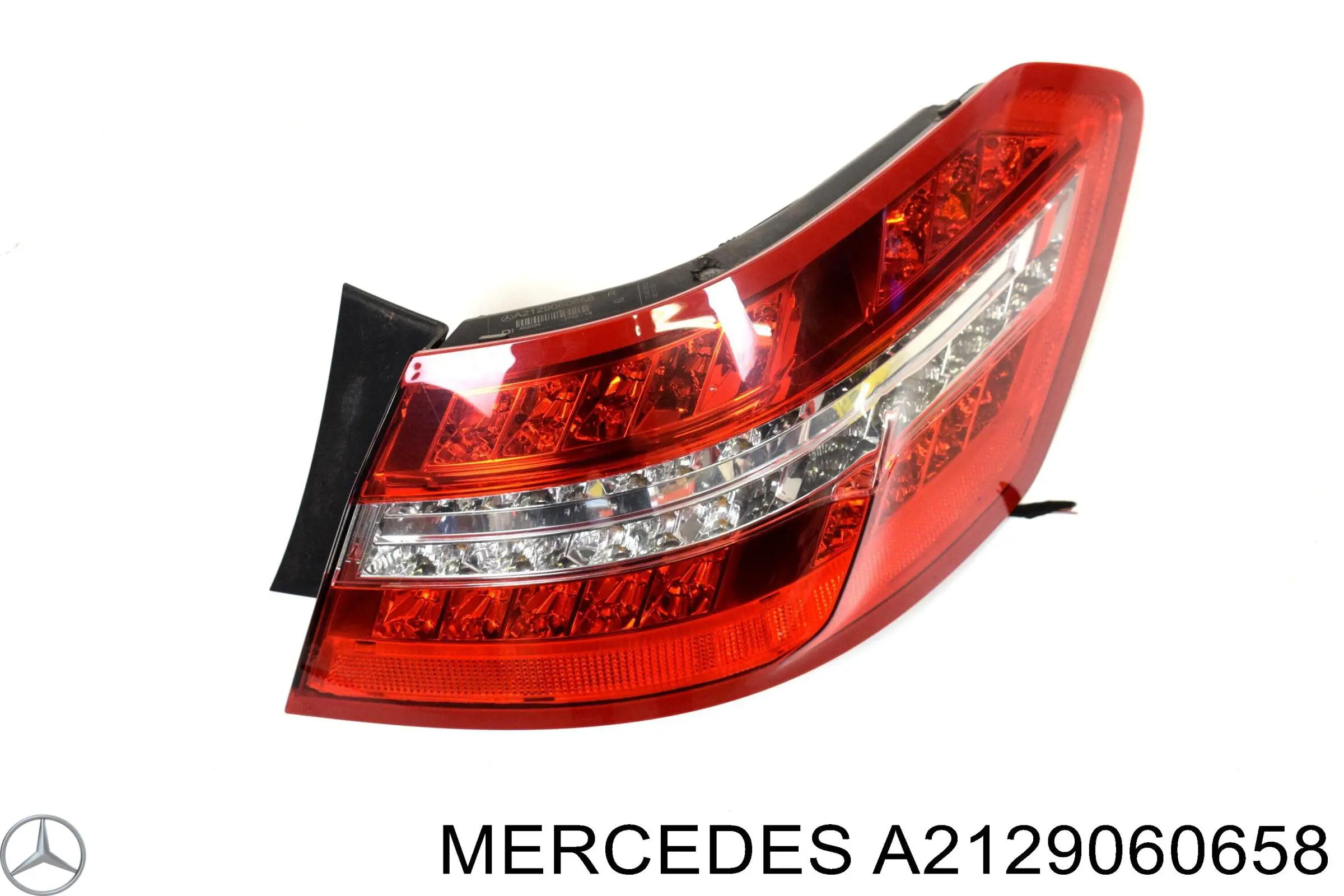 A2128201264 Mercedes Задний правый внешний фонарь