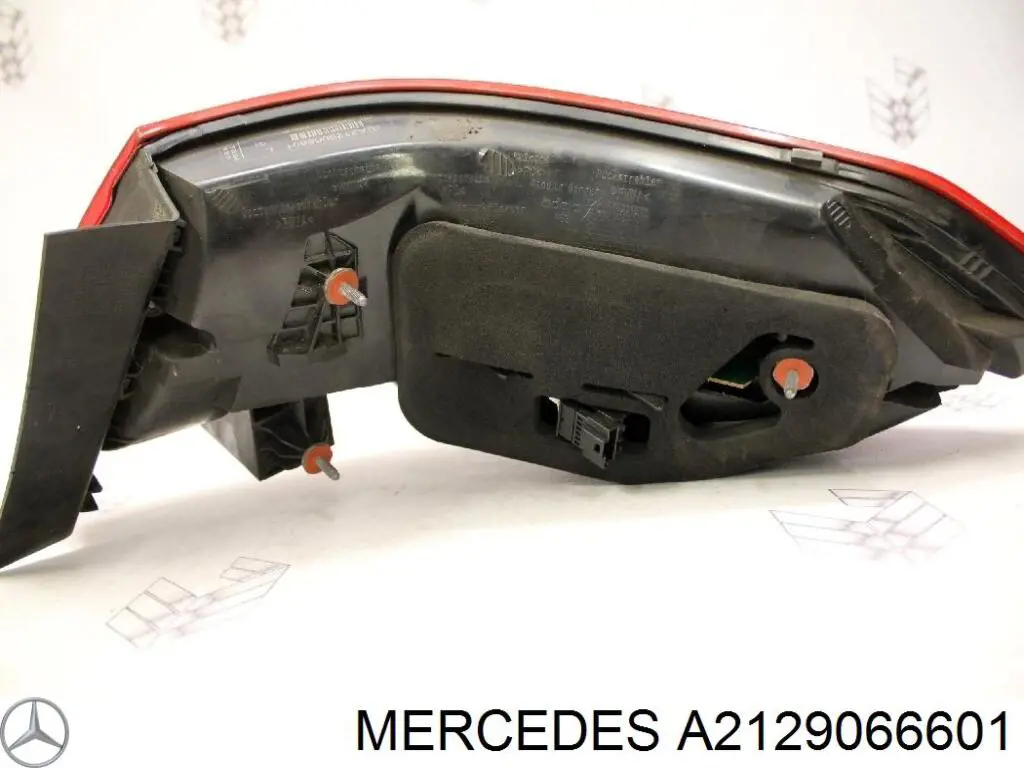 A212906660164 Mercedes Фонарь задний