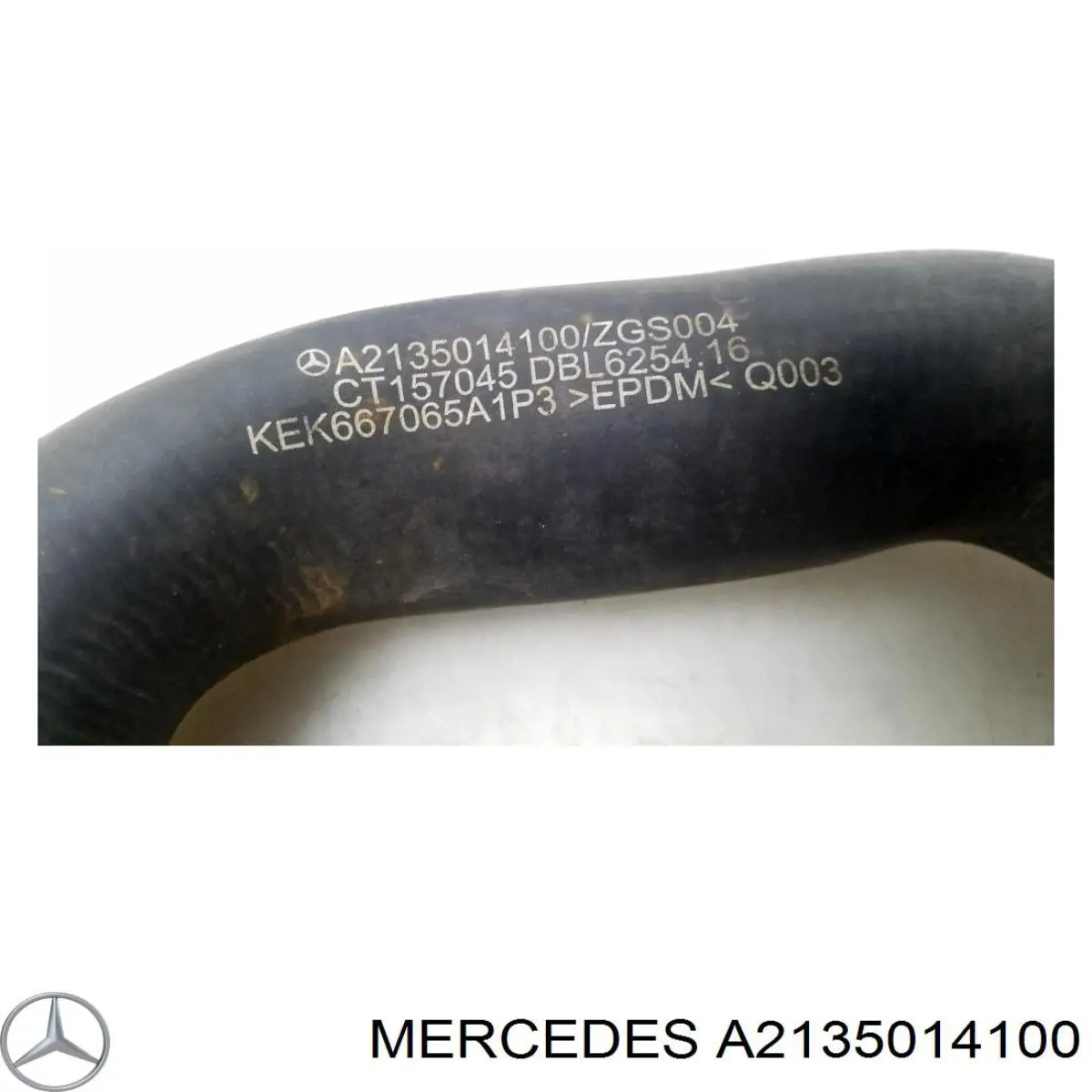 Нижний патрубок радиатора Mercedes A2135014100