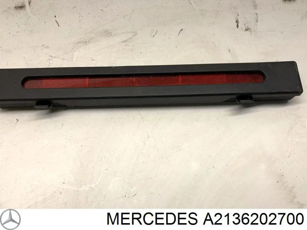 Купить 2136202700 Mercedes Установочная панель передняя