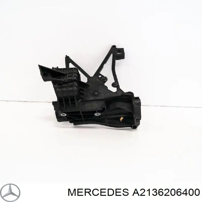 Купить 2136206400 Mercedes Кронштейн передней панели левый