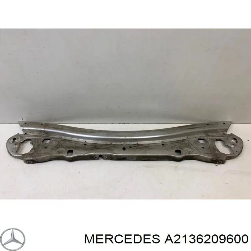 2136209600 Mercedes 