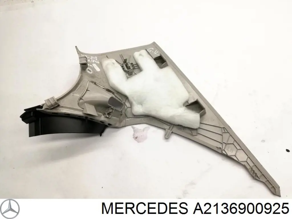 2136900925 Mercedes 