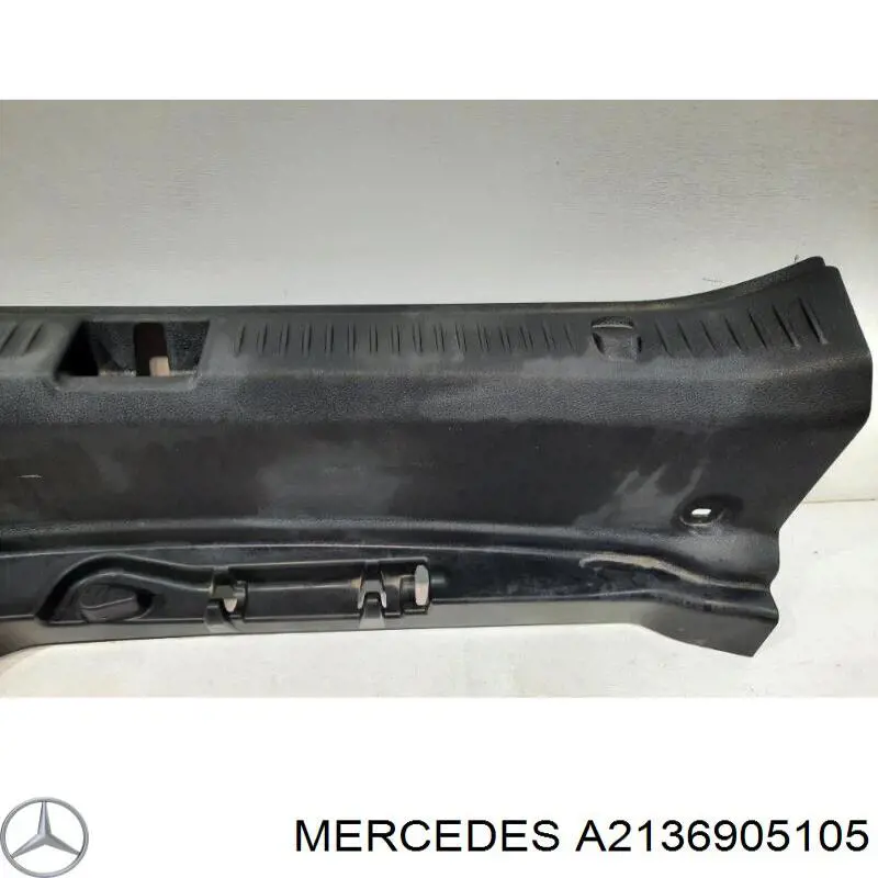 2136905105 Mercedes 