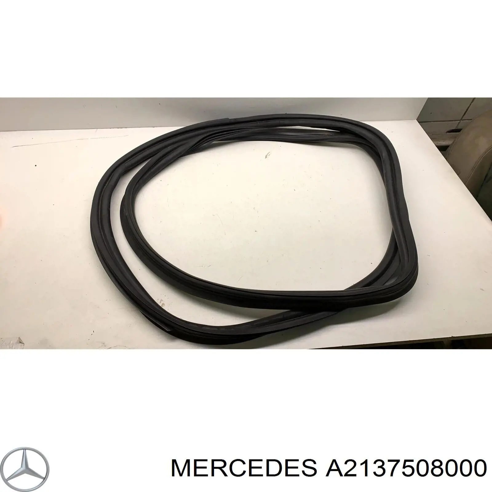  A2137508000 Mercedes