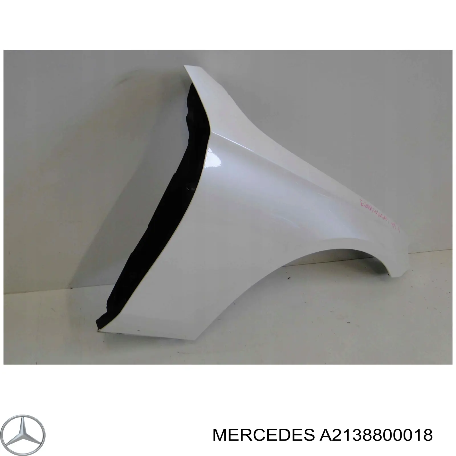 A2138800018 Mercedes Pára-lama dianteiro direito