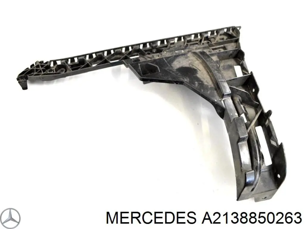 Направляющая заднего бампера правая Mercedes 2138850263 цена, от 28.22 USD