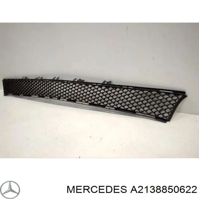Решетка на бампер Mercedes 2138850622
