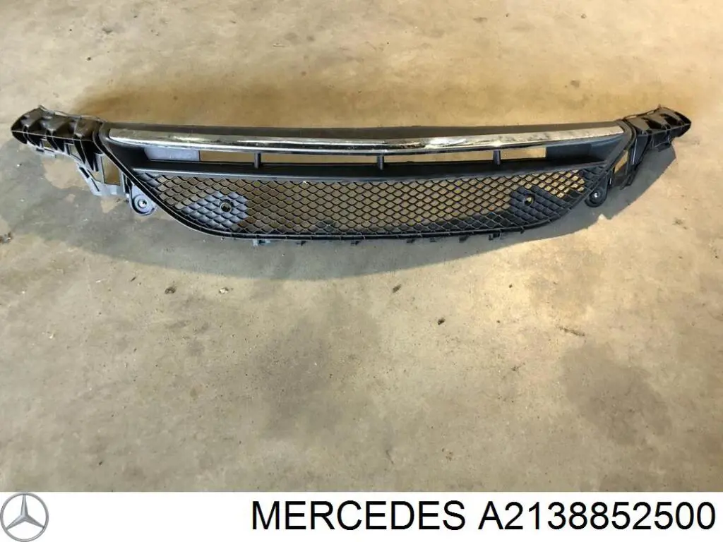 Кронштейн бампера переднего центральный AND 30807141 цена, от 41.19 USD