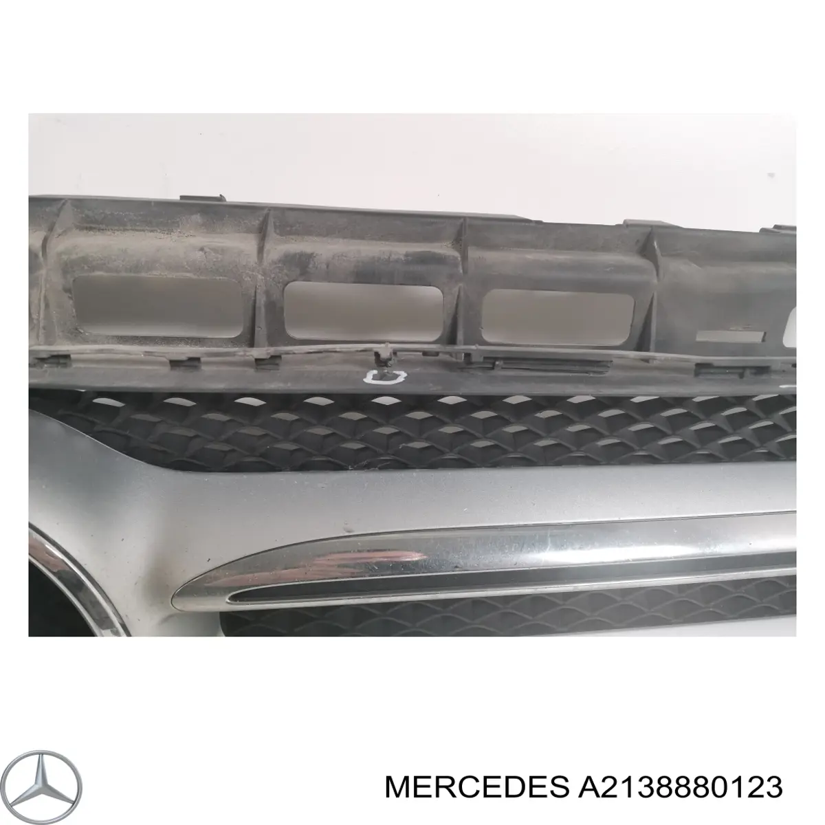 Облицовка радиатора Mercedes E универсал (S213) (2016 - 2023) цена, от 115.68 USD