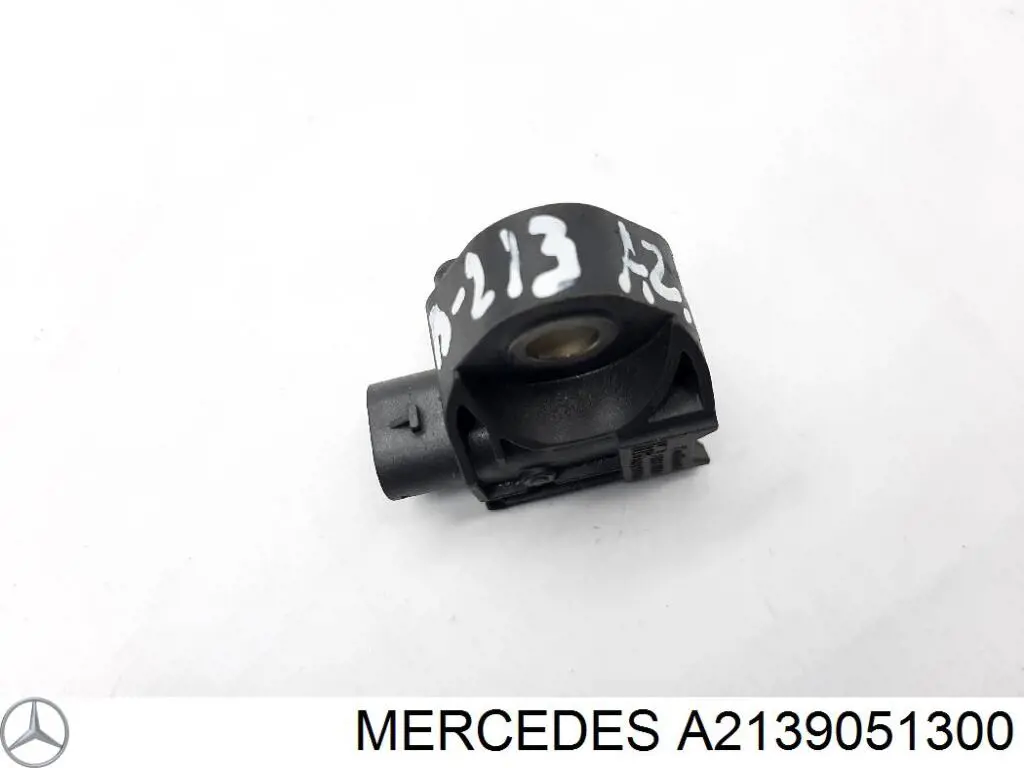 Датчик Эйрбэг передний Mercedes A2139051300 цена, от 31.67 USD