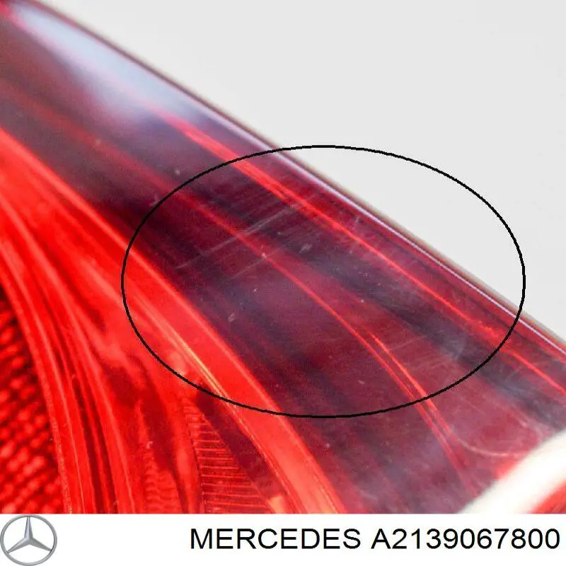 2139067800 Mercedes фонарь задний правый