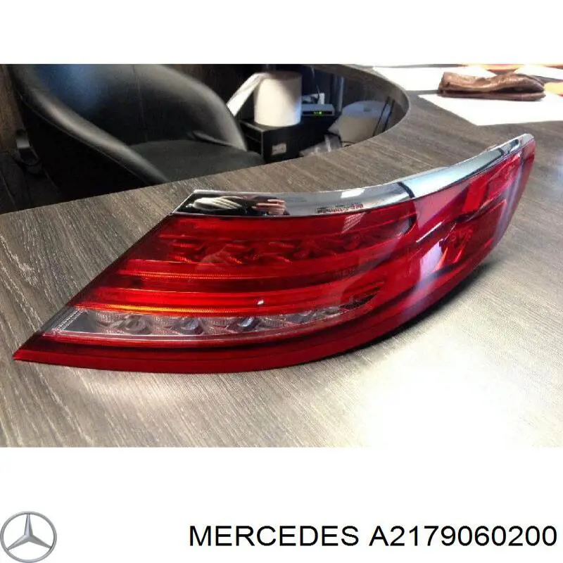 Купить A2179060200 Mercedes Фонарь задний правый, внешний