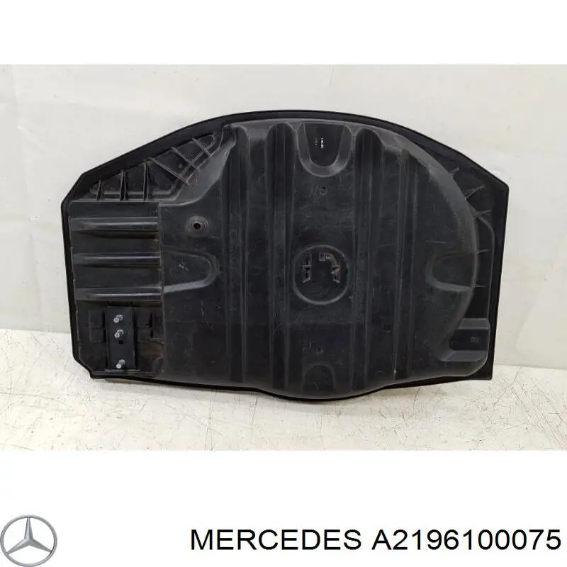 2116100475 Mercedes Ниша запасного колеса
