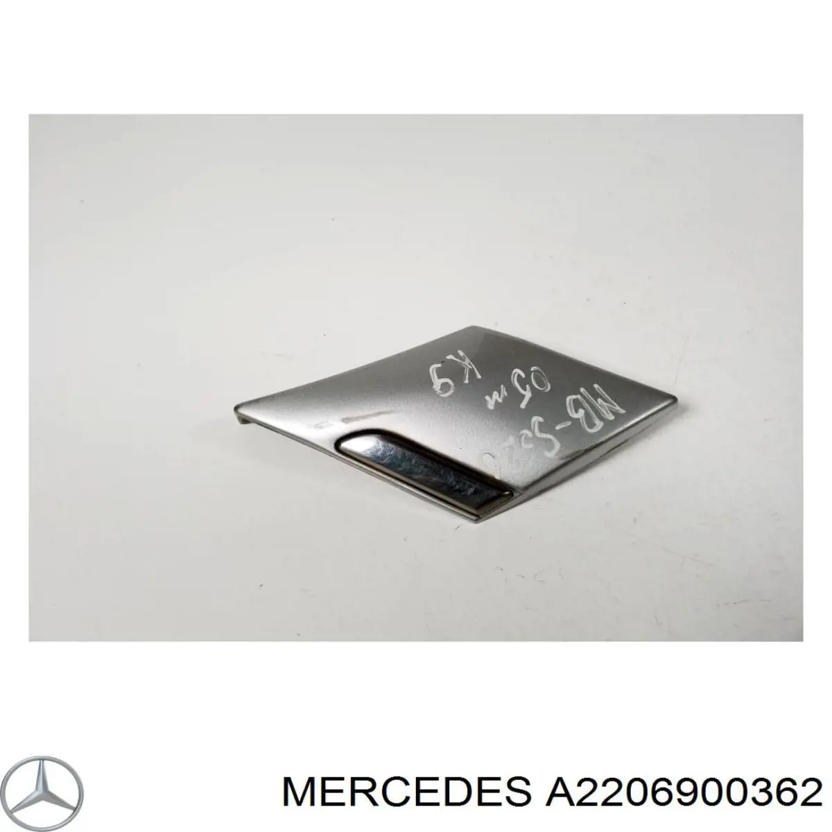 Купить 2206900362 Mercedes Молдинг крыла заднего левого