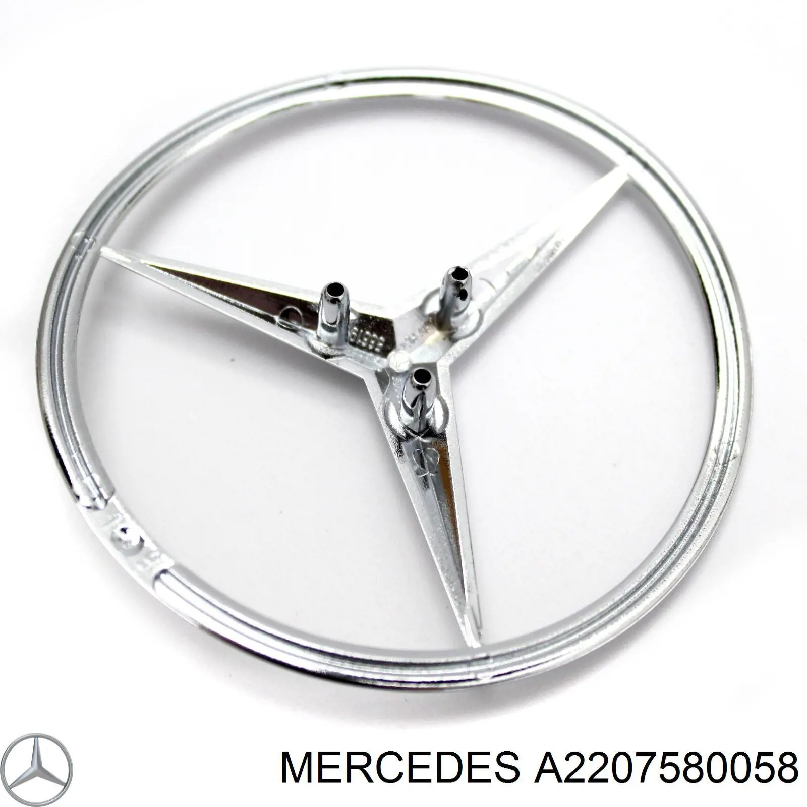 Эмблема на крышку багажника, фирм.значок на Mercedes S (W220)