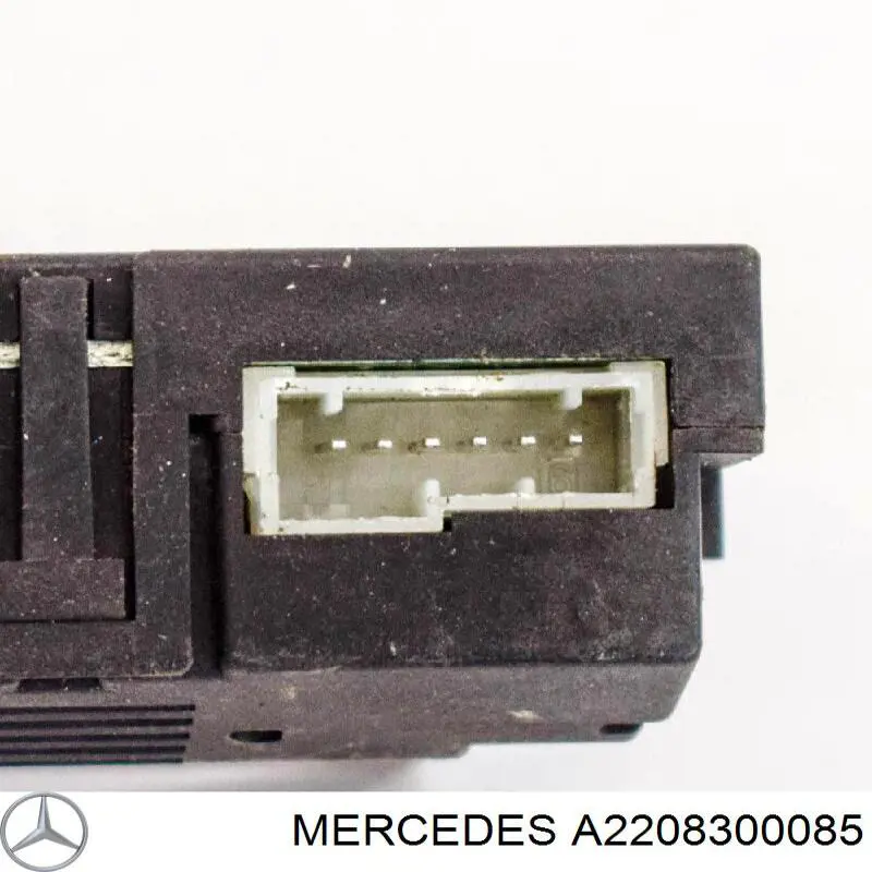 Купить A2208300085 Mercedes Блок управления печкой