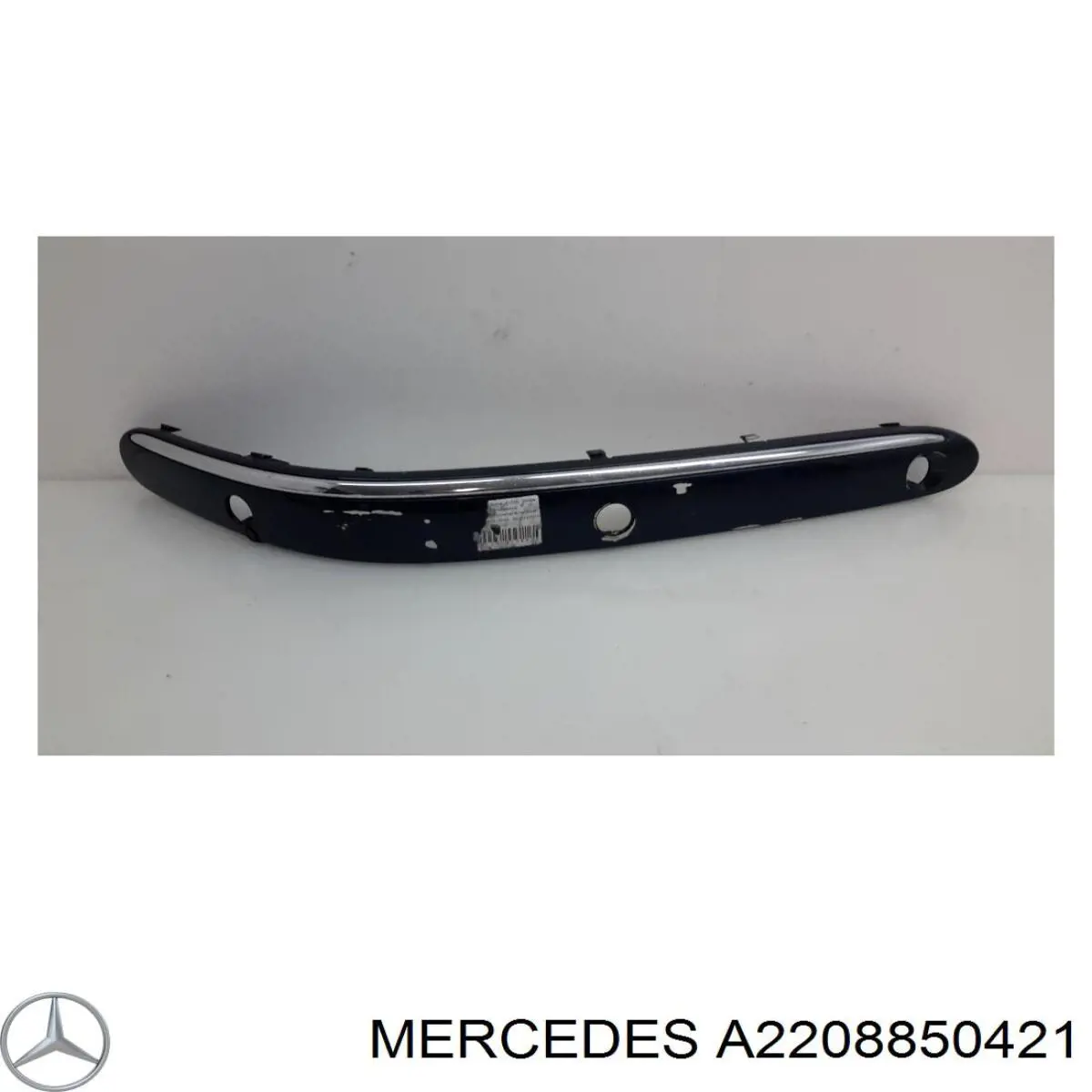 Молдинг бампера переднего правый A2208850421 Mercedes