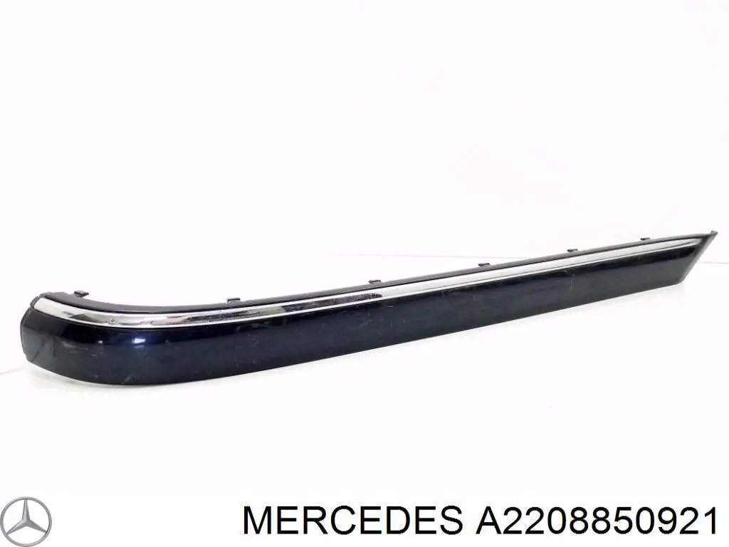 2208850921 Mercedes 