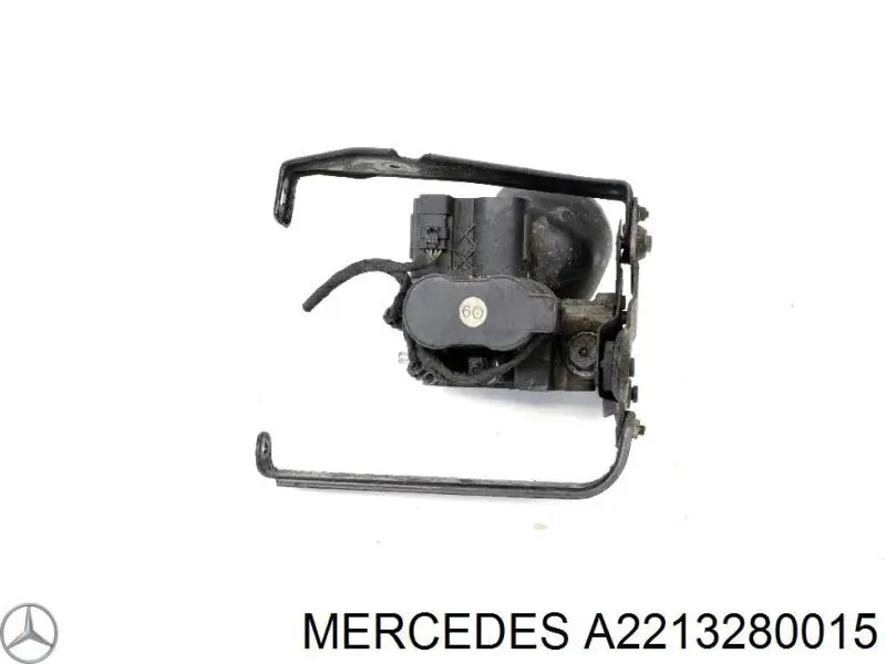 Гидроаккумулятор системы амортизации, задний на Mercedes S (W221)