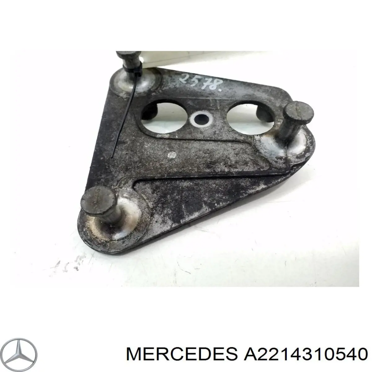  Mercedes A2214311240