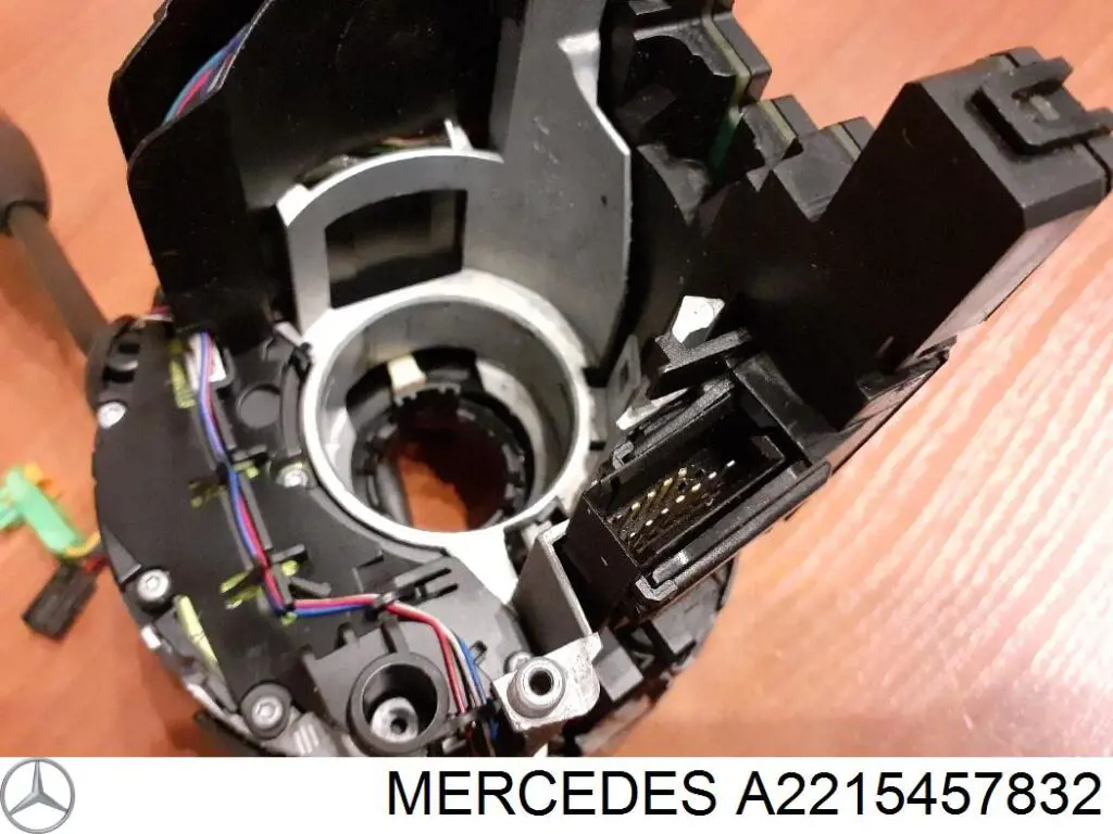 Электронный модуль рулевой колонки Mercedes A2215457832