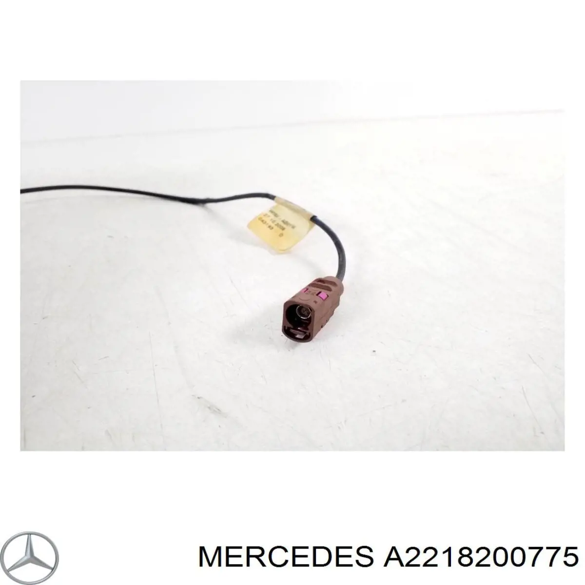 Антенна автомобильная Mercedes A2218200775