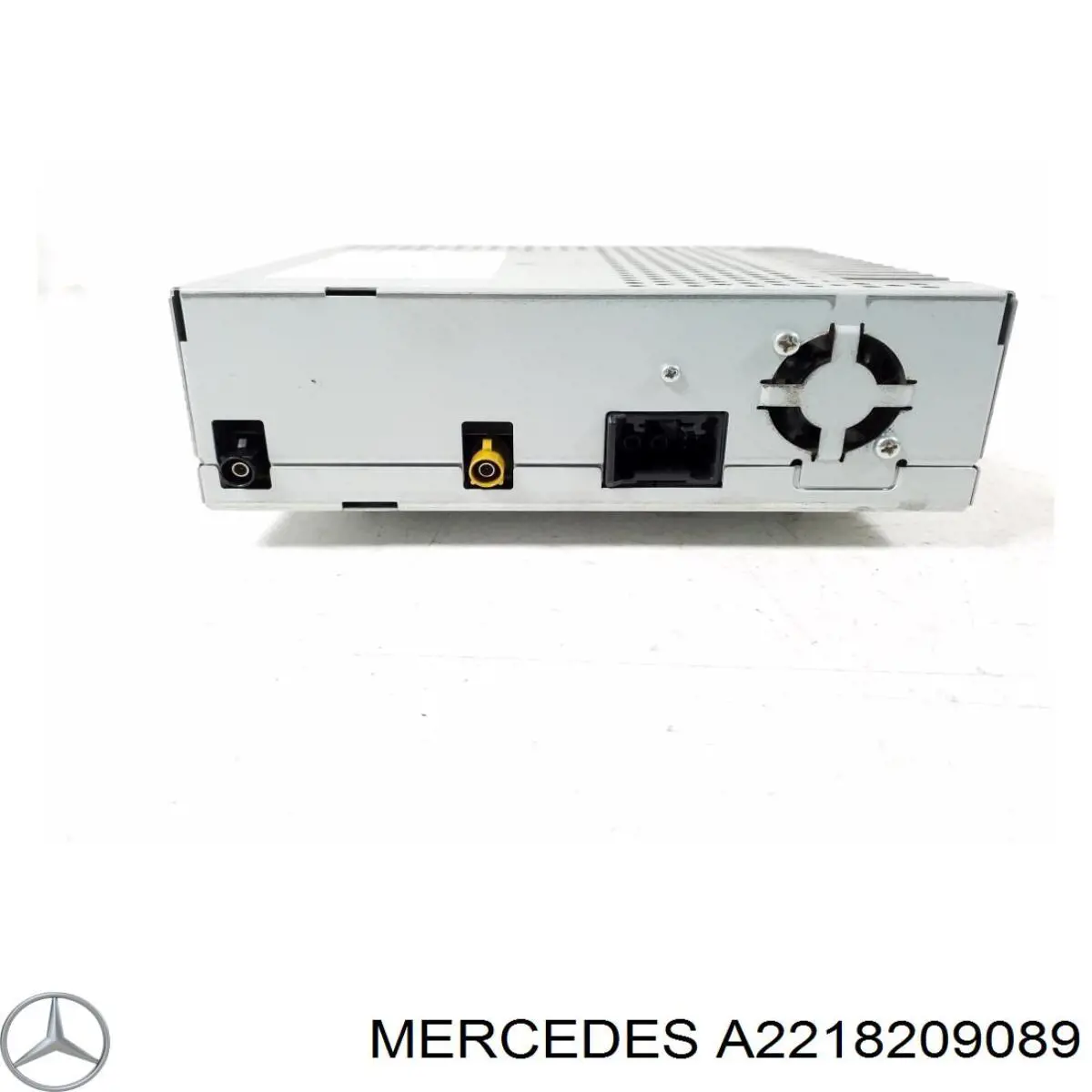 2218206689 Mercedes Усилитель звука аудиосистемы