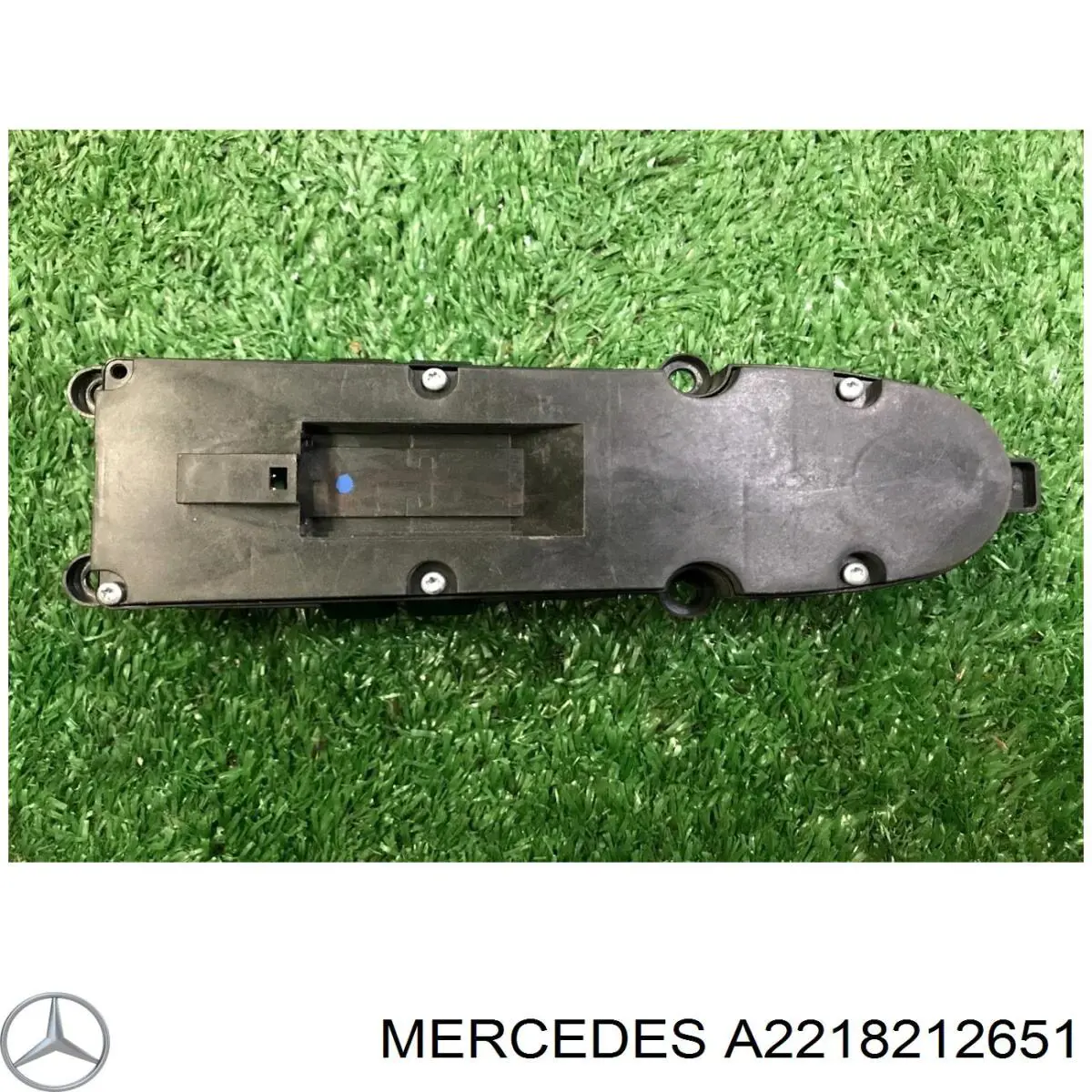 2218213951 Mercedes 