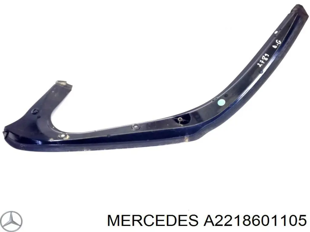Шторка боковая, левая 2218601105 Mercedes