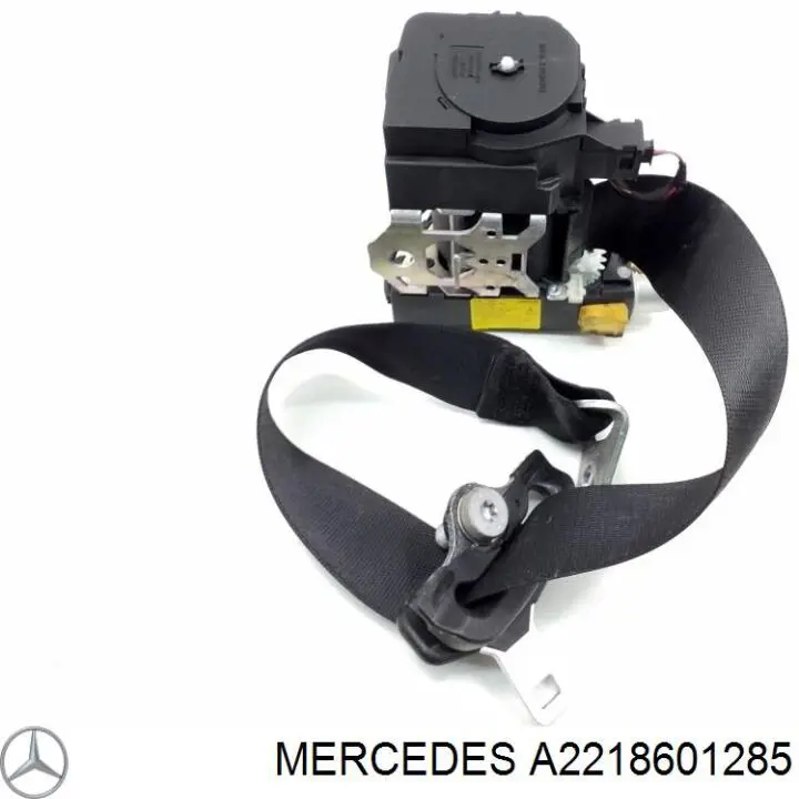 Ремень безопасности задний правый 2218601285 Mercedes