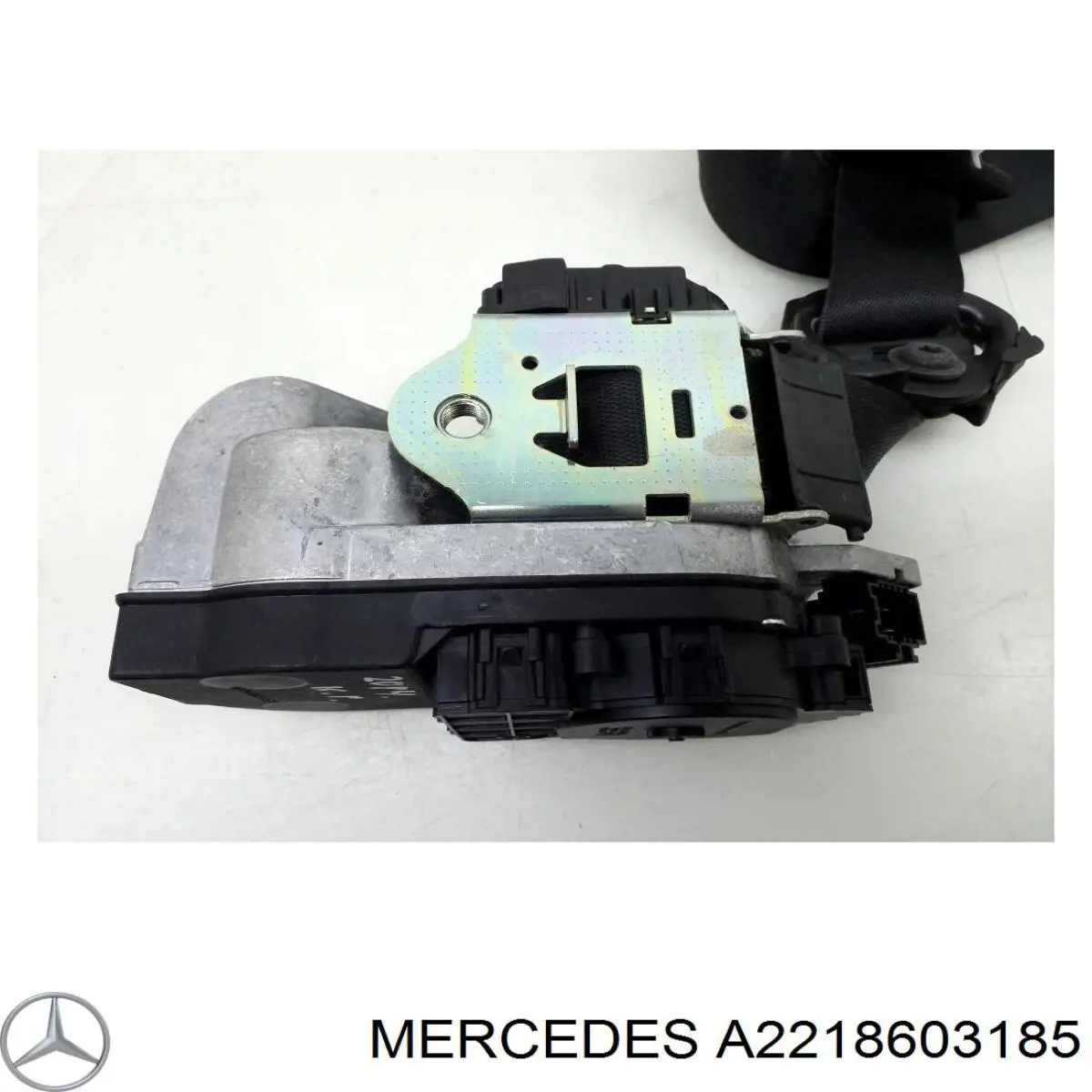 Купить A2218603185 Mercedes Левый ремень безопасности