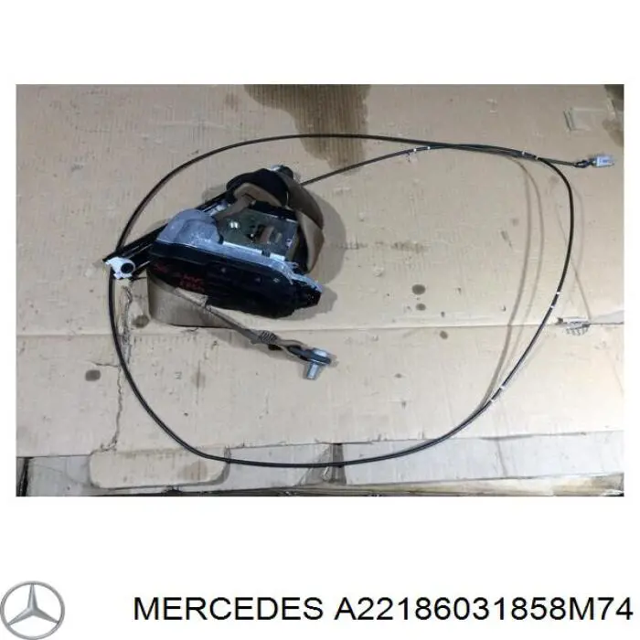 A22186031858M74 Mercedes Ремень безопасности передний левый