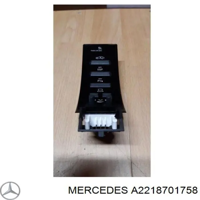 A2218701758 Mercedes Блок кнопок центральной консоли
